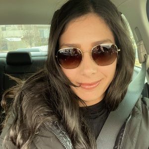 Meet your Posher, Tessa